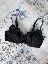 Intimo Black Floral Lace Bra