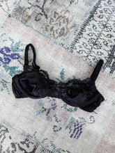 Formfit 80s/90s Black Lace Bra