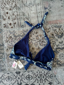 BNWT Baku Navy Blue Hibiscus Hawaiian Print Bikini Top